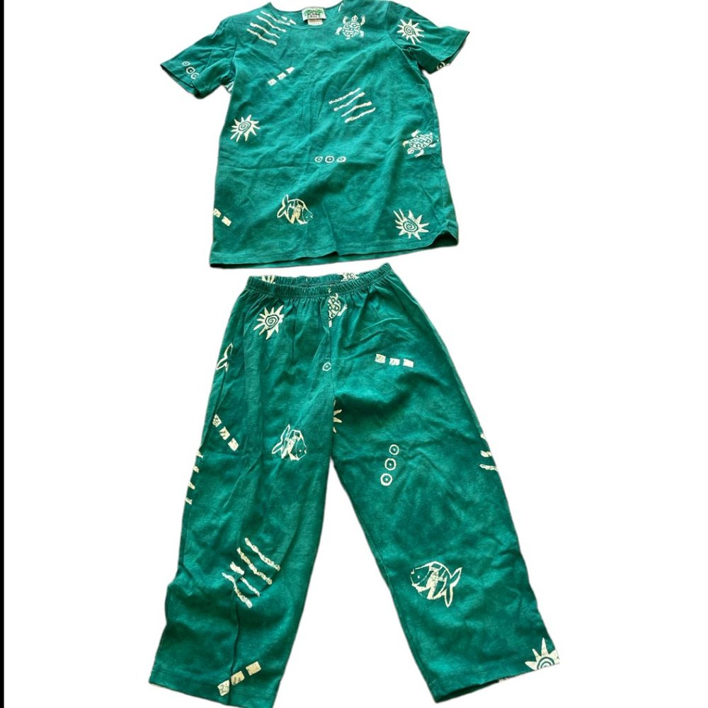 Coconut Bay Hawaiian Print Capri and T-Shirt Set Sz M